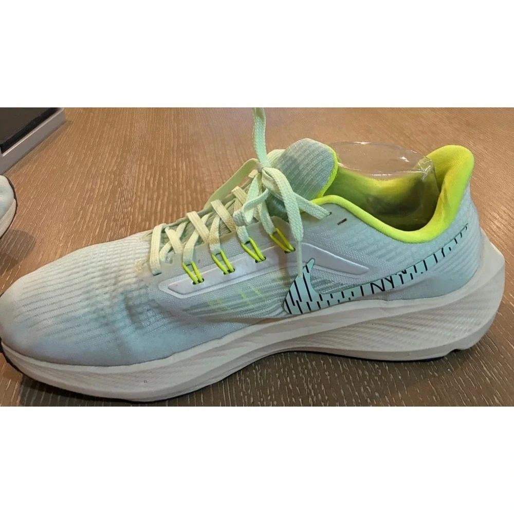 Nike Air Zoom‎ Pegasus 39 Sneakers Men 12 Barely Green Volt Shoes Low DH4071-301